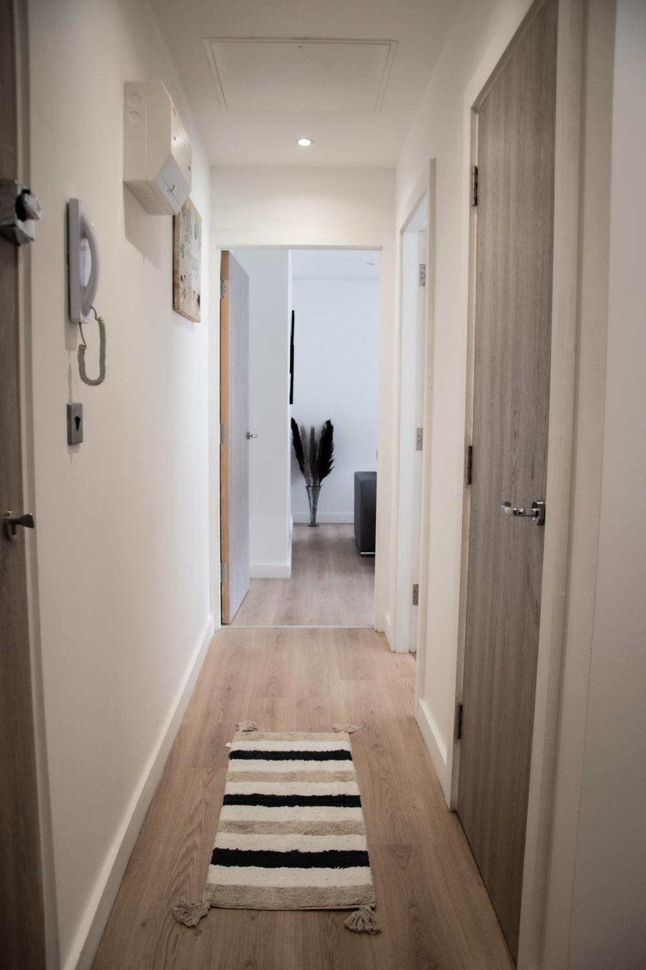 2-Bedroom With Breathtaking Views In Holmfirth Village, Huddersfield Room photo